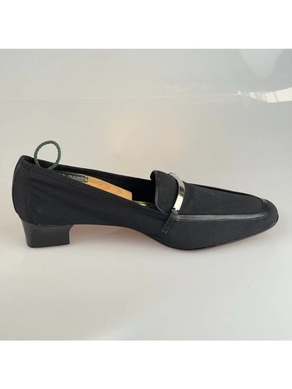 TALBOTS Shoes Women's Size US 8AA Black Leather Trim Fabric Loafer